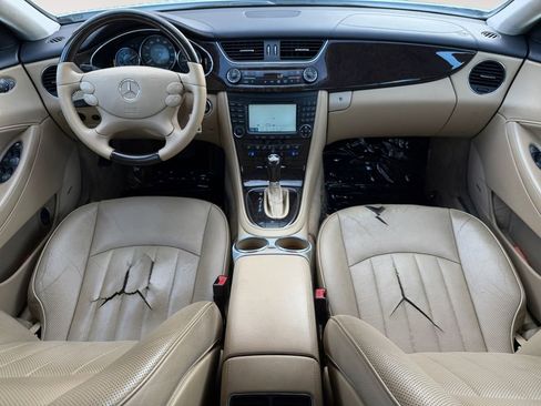 Used 2006 Mercedes-Benz CLS 500 image 16