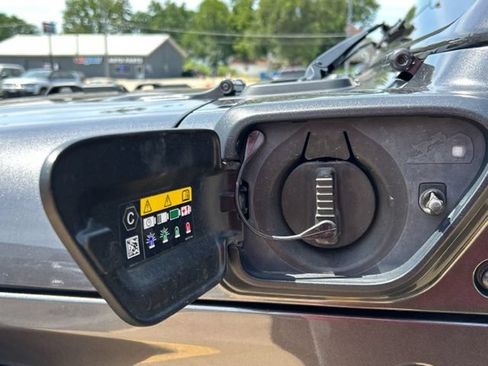 Used 2025 Jeep Wrangler Unlimited Sport S 4xe AWD/4WD image 34