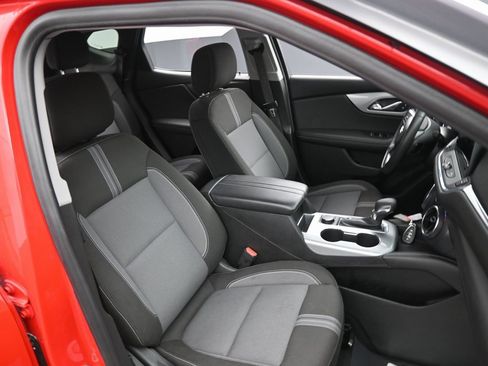 Used 2023 Chevrolet Blazer LT image 38