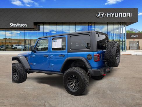 Used 2025 Jeep Wrangler Unlimited Rubicon w/ Steel Bumper Group AWD/4WD image 6