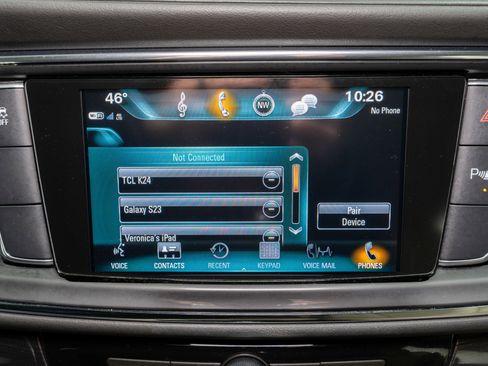 Used 2019 Buick Enclave Essence image 19