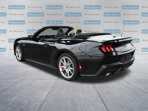 Used 2024 Ford Mustang GT Premium image 8