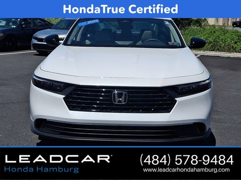 Certified 2025 Honda Accord SE image 2