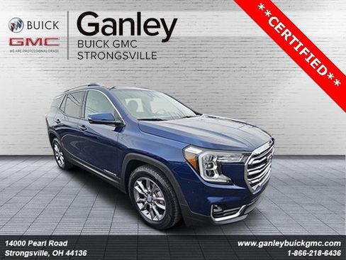Certified 2022 GMC Terrain SLT w/ LPO, Floor Liner Package image 1