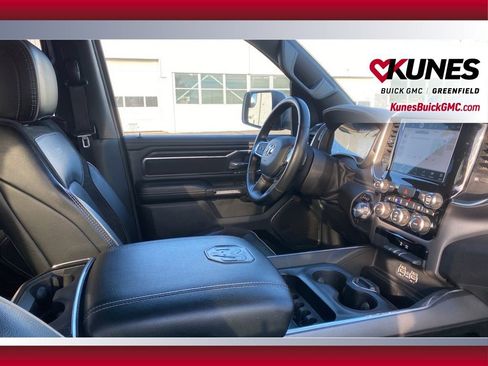 Used 2024 RAM 1500 Laramie image 37