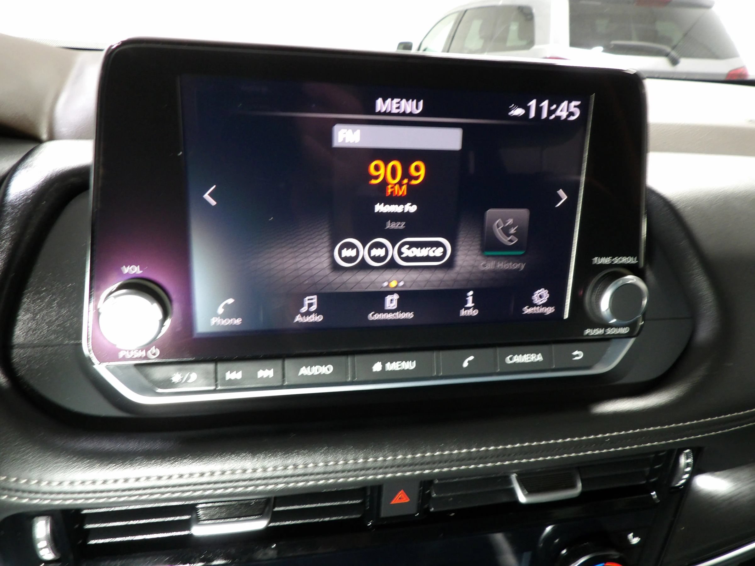 Used 2023 Nissan Rogue SL FWD image 16
