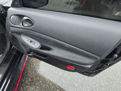 Used 2024 Nissan Z NISMO w/ Floor Mat Package image 10