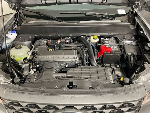 New 2026 Ford Maverick XLT FWD image 9