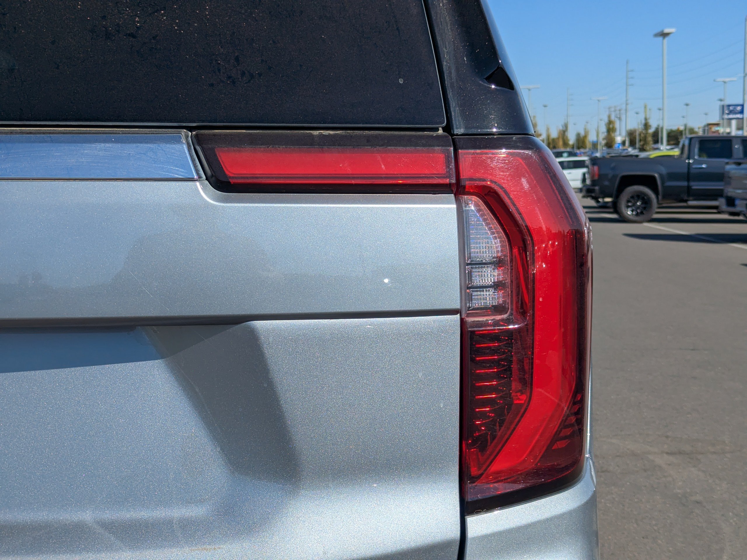Used 2025 GMC Yukon Elevation AWD/4WD image 50