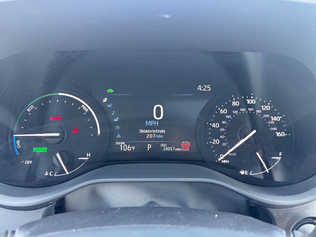 Used 2026 Toyota Sienna XLE FWD image 10