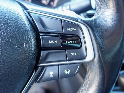Used 2019 Honda Accord Sport image 14