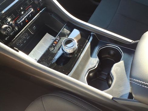 New 2025 Jeep Grand Cherokee L Laredo w/ Luxury Tech Group I image 15