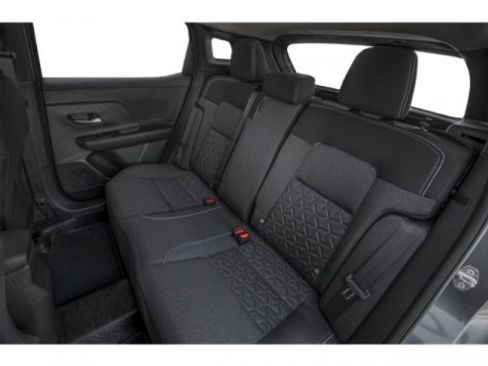 Certified 2025 Nissan Kicks SV AWD/4WD image 15