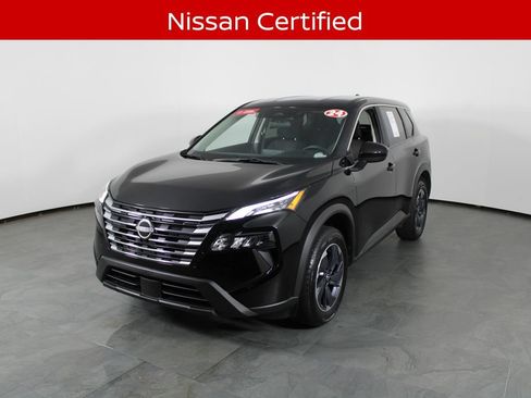 Certified 2024 Nissan Rogue SV FWD image 2