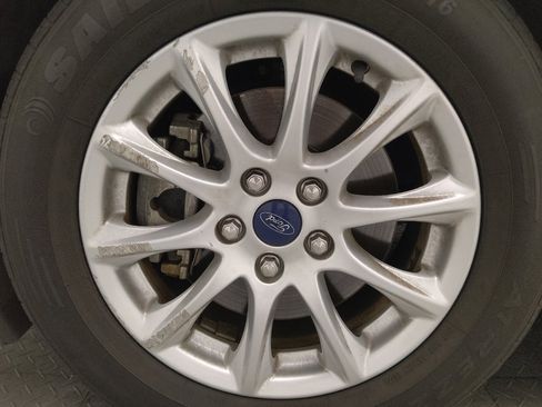Used 2017 Ford Fusion S FWD image 31
