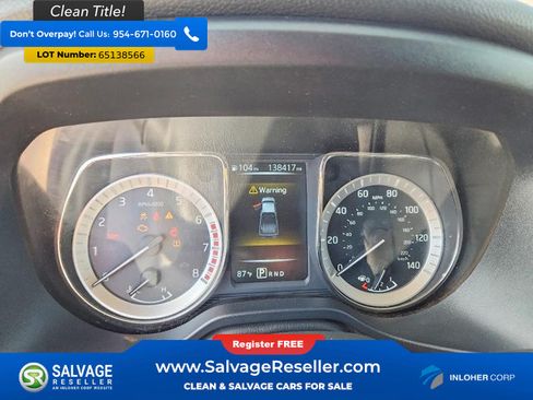 Used 2018 Nissan Titan SV AWD/4WD image 12
