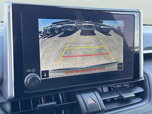 Used 2023 Toyota RAV4 XLE w/ Convenience Package image 18