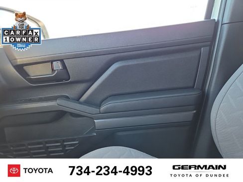 Used 2025 Toyota Tacoma SR5 image 30
