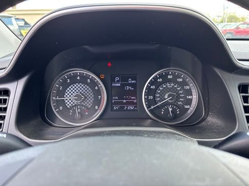 Used 2019 Hyundai Elantra SE w/ Winter Weather Package FWD image 33