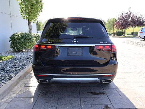 Used 2025 Mercedes-Benz GLS 450 4MATIC image 7