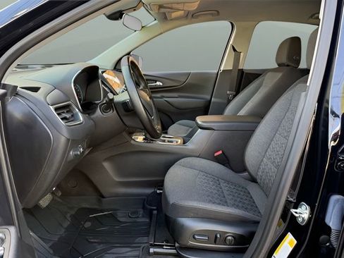 Used 2024 Chevrolet Equinox LT AWD/4WD image 30