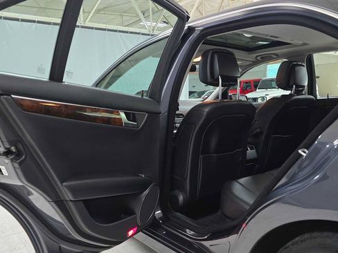 Used 2013 Mercedes-Benz C 300 4MATIC Sedan image 15