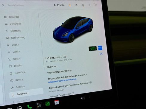 Used 2021 Tesla Model 3 Standard Range Plus RWD image 16