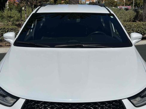 Used 2021 Chrysler Pacifica Touring w/ S Appearance Package image 60