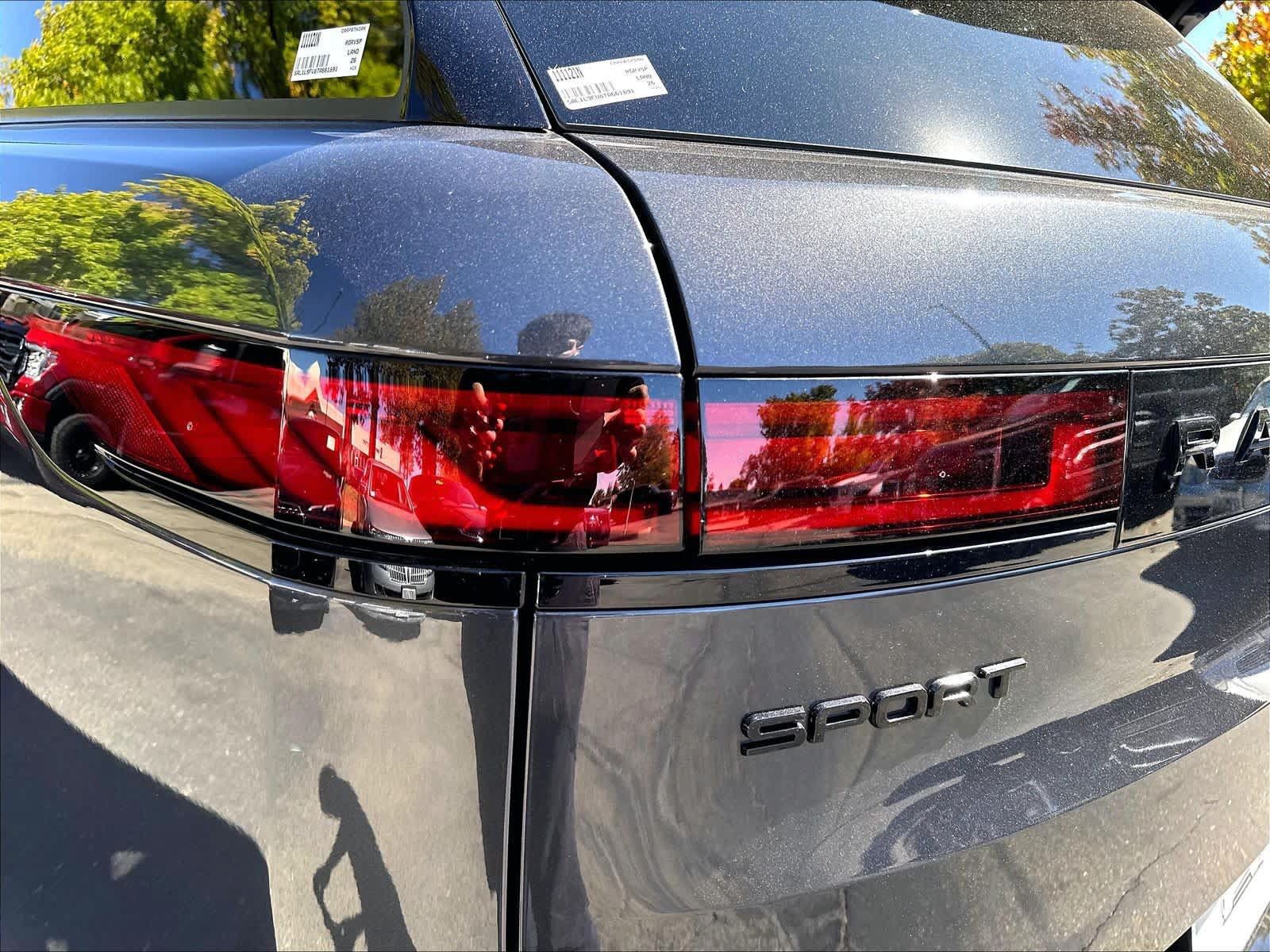 New 2026 Land Rover Range Rover Sport Dynamic SE AWD/4WD image 25