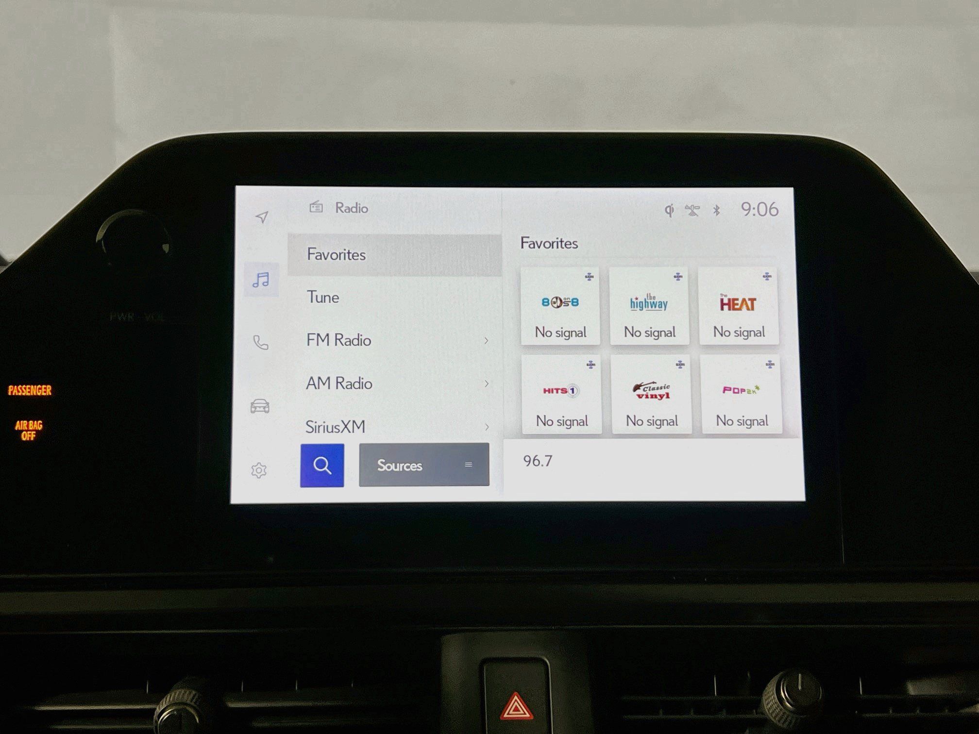 Used 2023 Lexus UX 250h FWD w/ Accessory Package (Z1) image 27