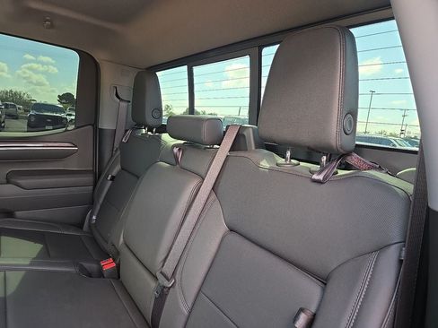 Used 2025 Chevrolet Silverado 1500 LTZ w/ LTZ Premium Package AWD/4WD image 19