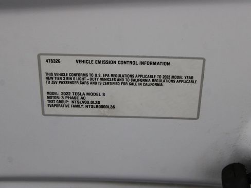 Used 2022 Tesla Model S Plaid image 39