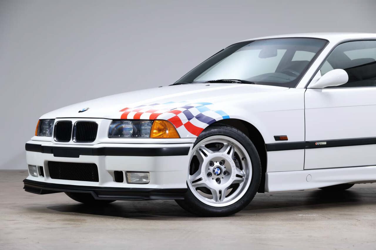 Used 1995 BMW M3 Coupe RWD image 13