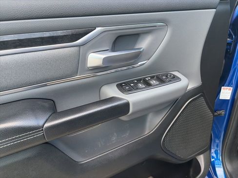 Used 2019 RAM 1500 Big Horn AWD/4WD image 9