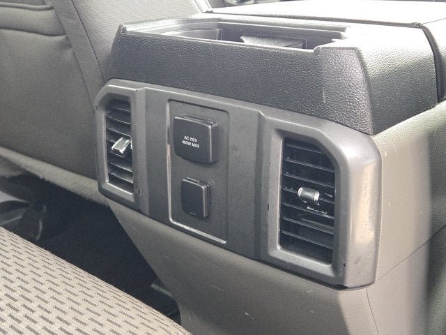 Used 2015 Ford F150 XLT w/ Equipment Group 302A Luxury AWD/4WD image 10