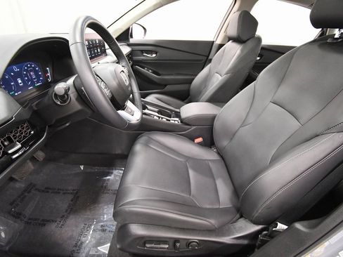 Certified 2025 Honda Accord Touring image 14