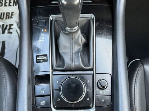 Used 2019 MAZDA MAZDA3 Sedan w/ Preferred Package FWD image 27