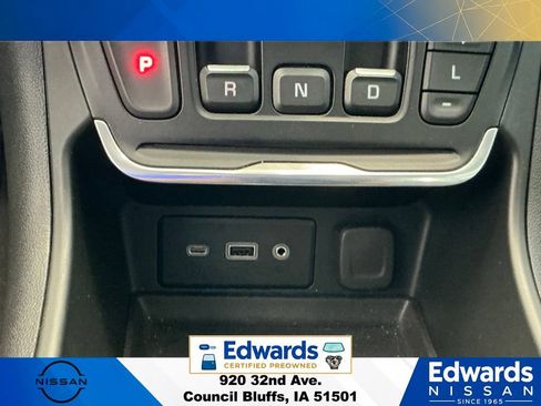 Used 2021 GMC Terrain SLE AWD/4WD image 27