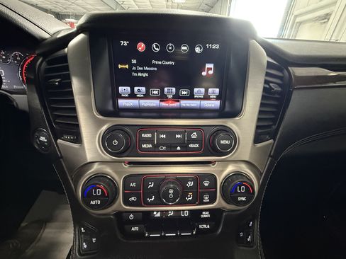 Used 2016 GMC Yukon XL Denali w/ Open Road Package AWD/4WD image 30
