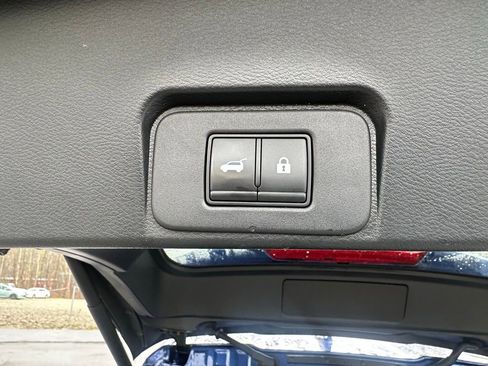 Used 2021 Nissan Rogue SV w/ Premium Package AWD/4WD image 40