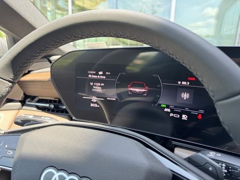 New 2025 Audi A6 e-tron Premium image 12