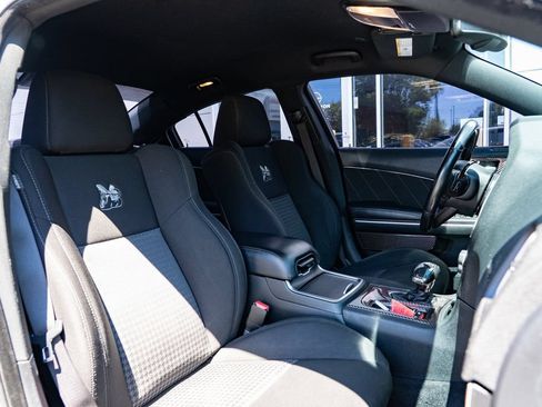 Used 2020 Dodge Charger Scat Pack RWD image 27