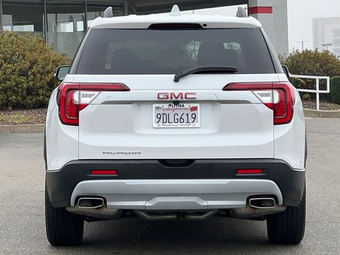 Used 2023 GMC Acadia SLT w/ Technology Package image 8