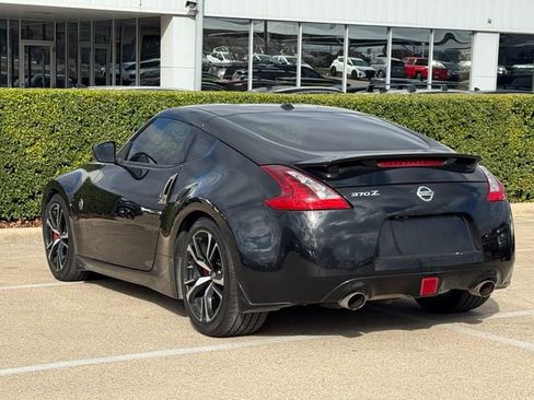Used 2020 Nissan 370Z Touring Sport image 7