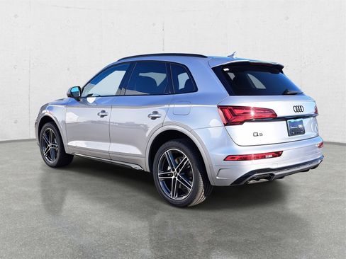 Certified 2023 Audi Q5 e Premium Plus w/ Premium Plus Package image 7