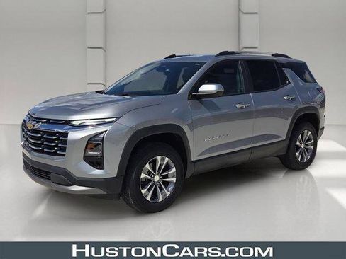 Used 2025 Chevrolet Equinox LT w/ Convenience Package II FWD image 1