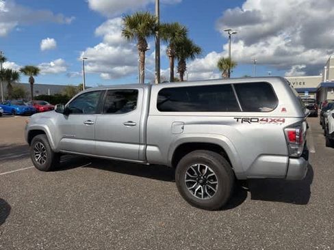 Used 2021 Toyota Tacoma TRD Sport w/ Technology Package image 10