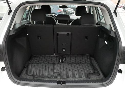 Certified 2025 Volkswagen Taos S image 18