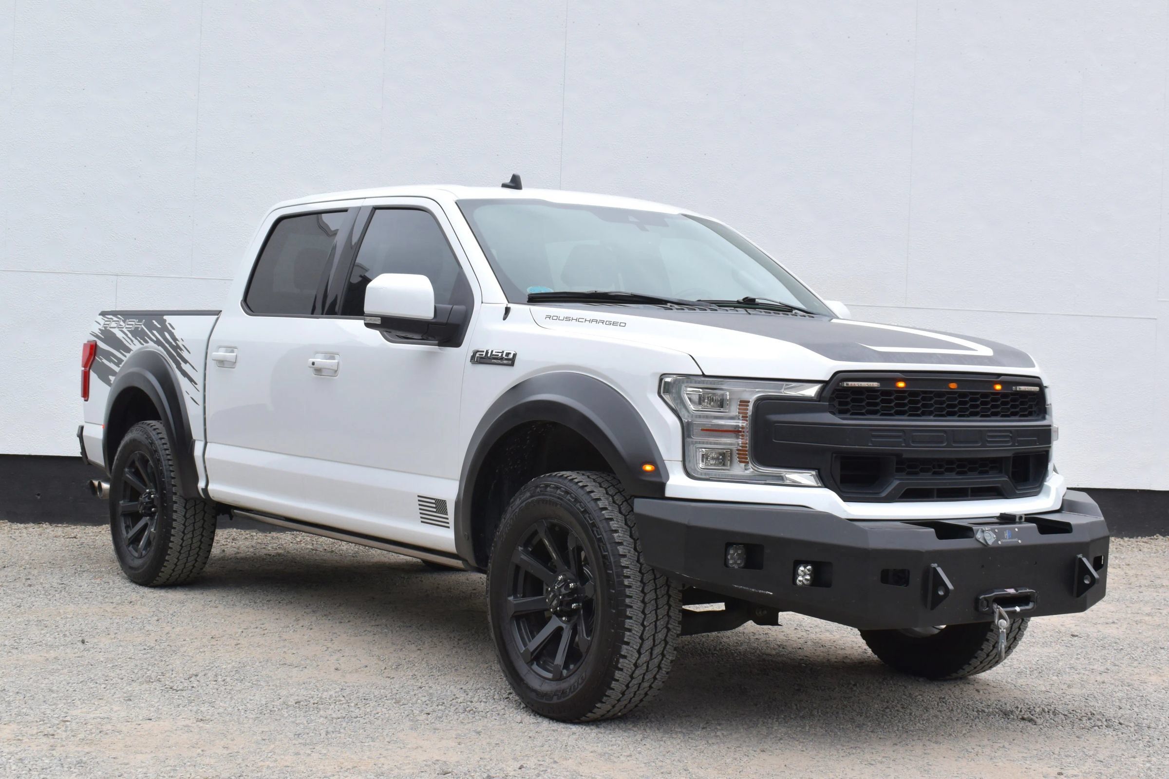 Used 2019 Ford F150 Lariat w/ Equipment Group 502A Luxury AWD/4WD image 1
