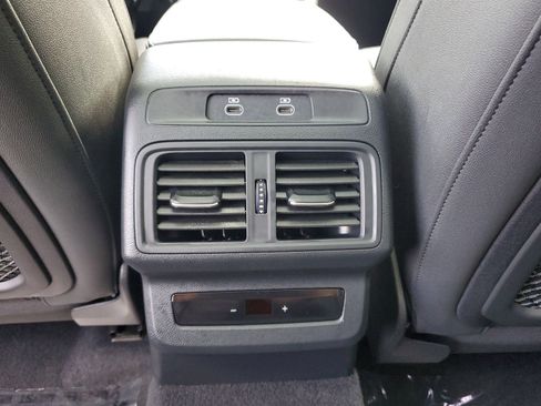 Used 2025 Audi Q5 Premium w/ Convenience Package image 13